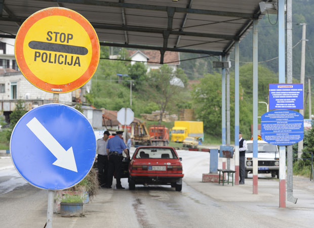 ISPRAVKA: Neki poznati Srbi nisu nepoželjni u Bosni - reč je o lažnoj vesti